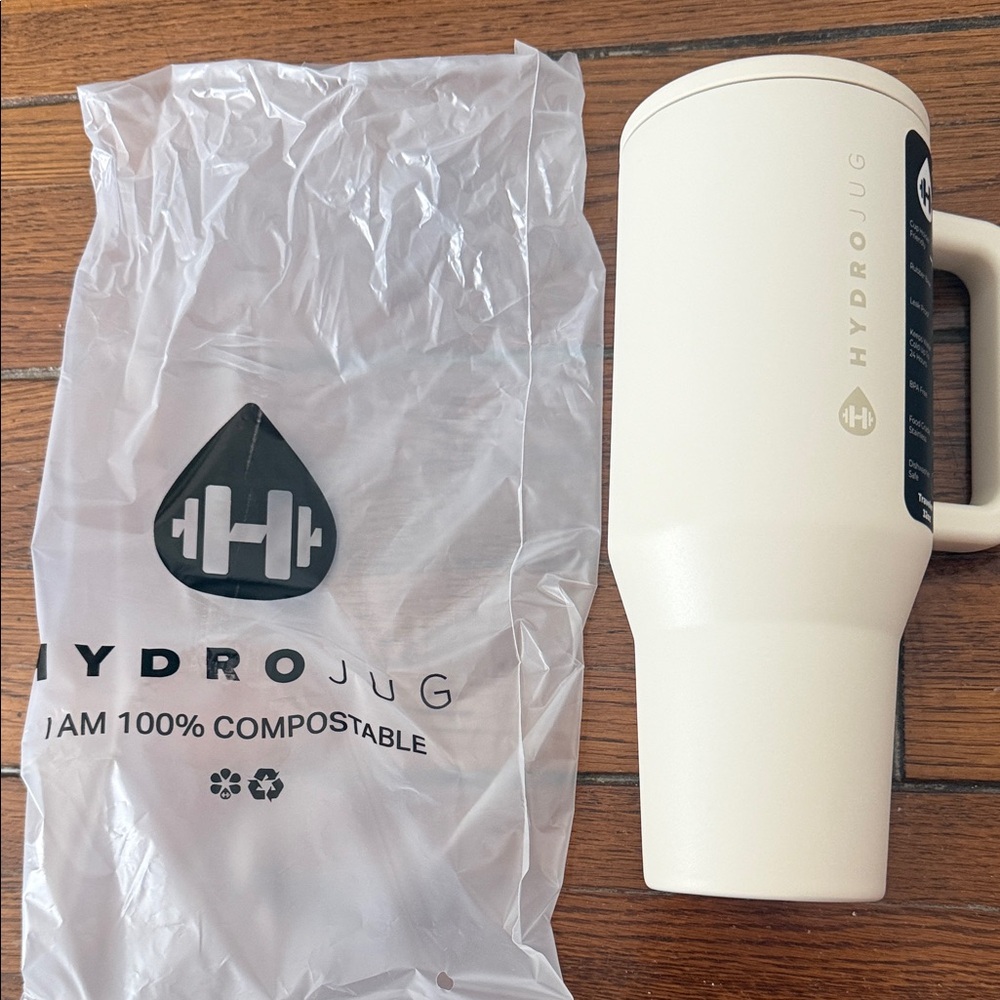Hydrojug 32oz Traveler cream